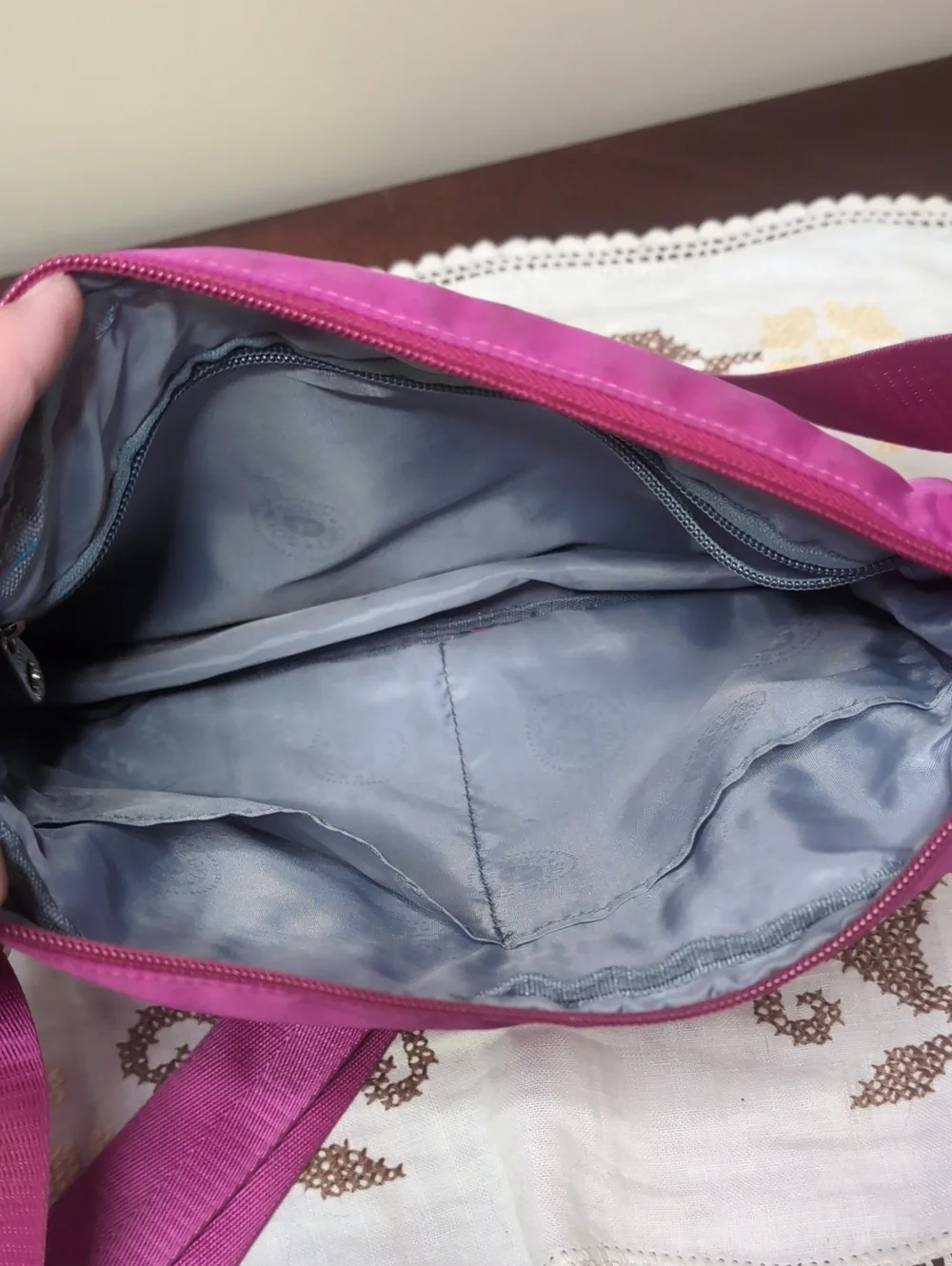Soyater Fuchsia Crossbody Shoulder Bag with Many Pockets